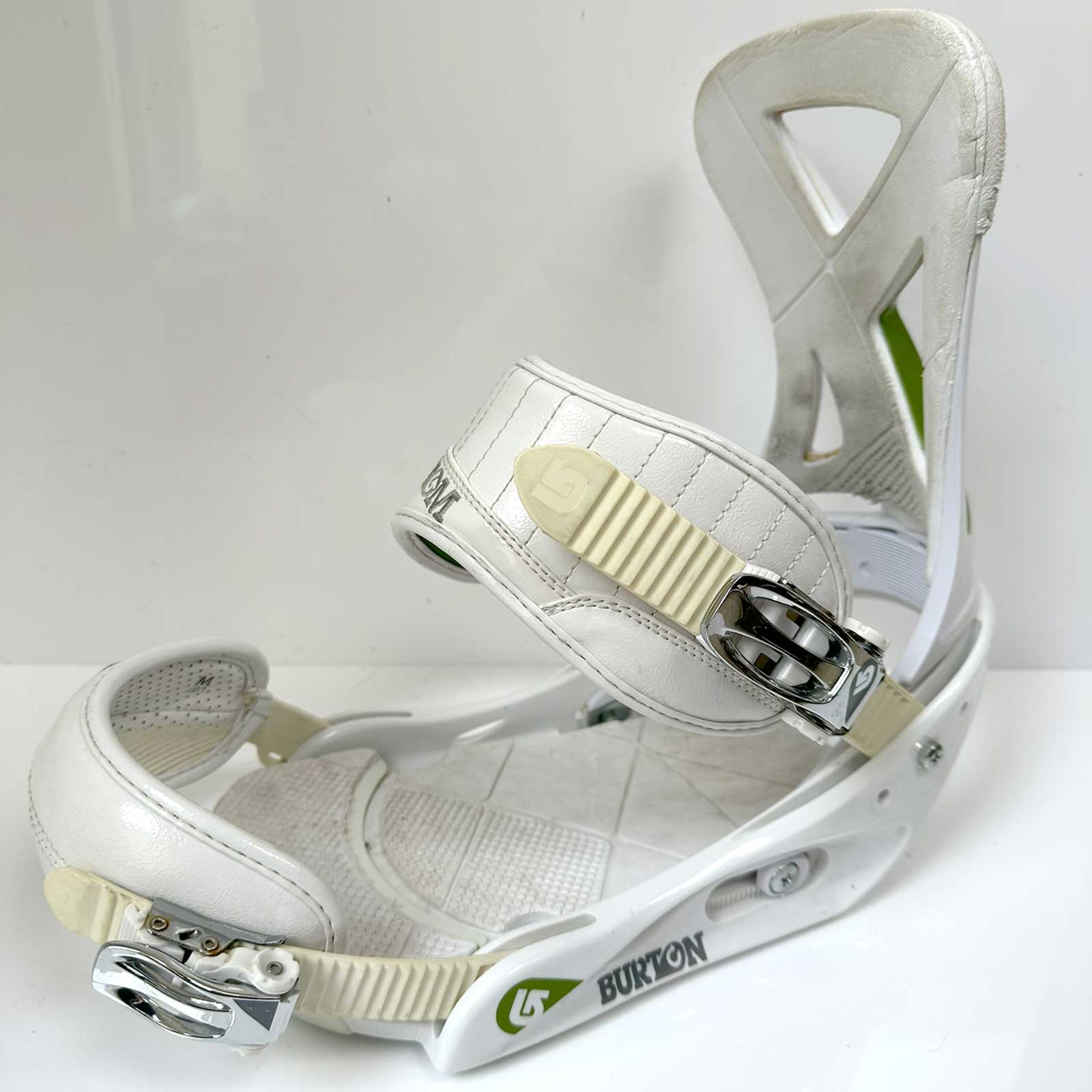 Used Burton Custom Snowboard Bindings - Medium