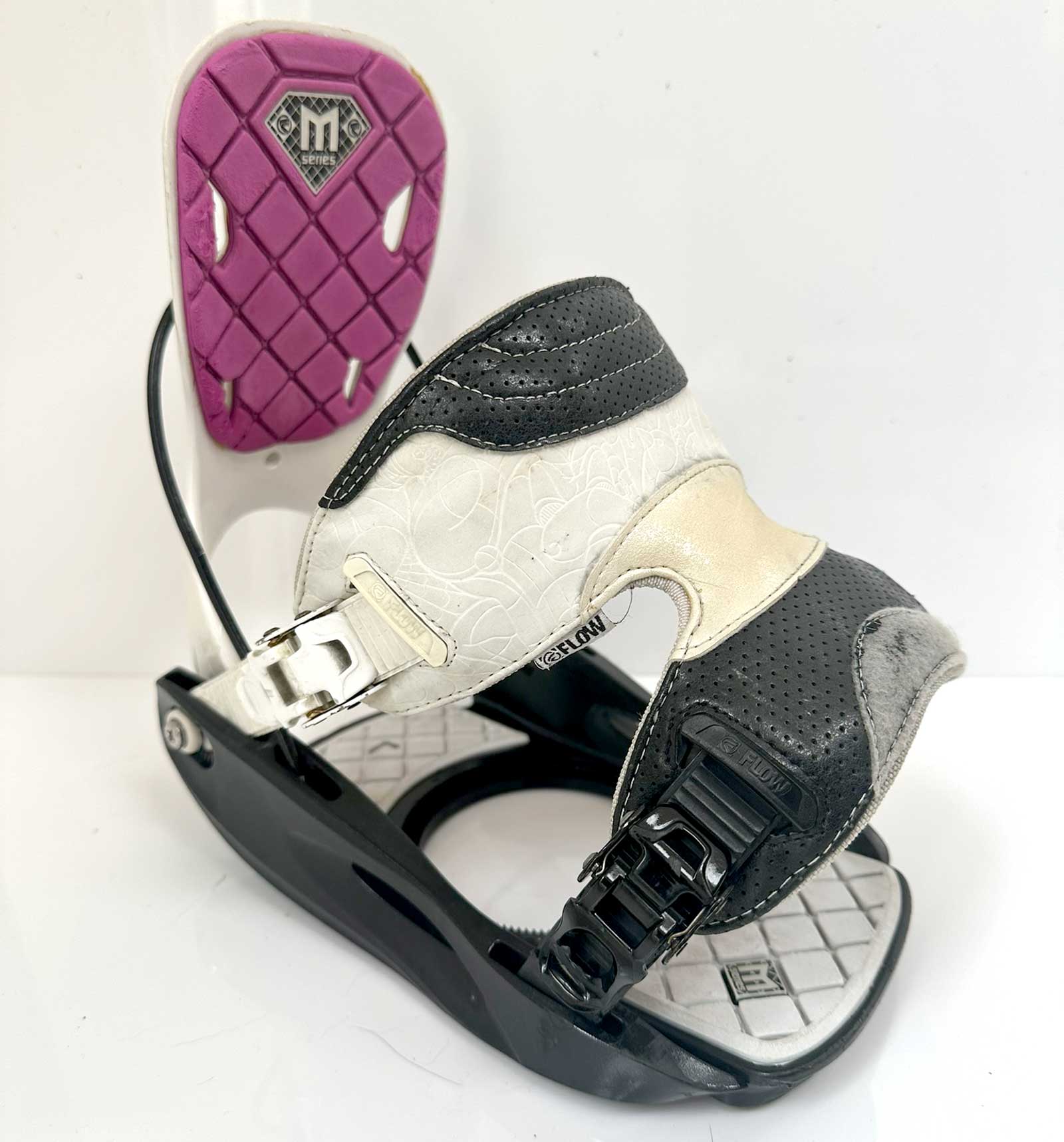 Flow Essence Snowboard Bindings